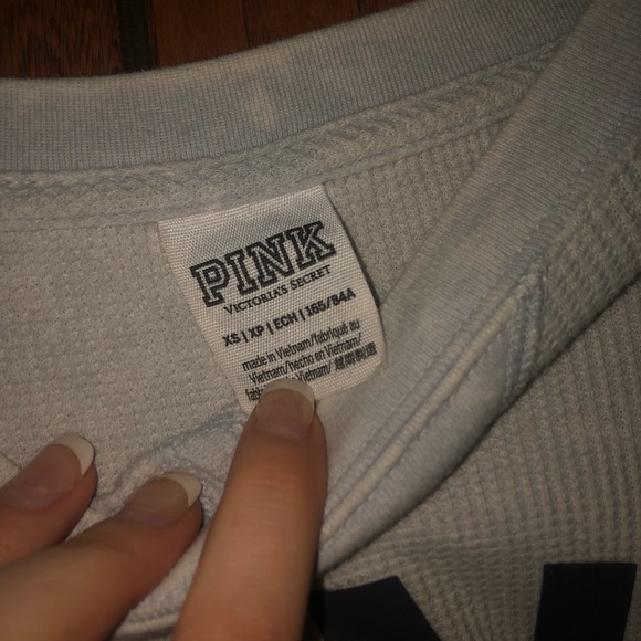 cute long sleeve shirt form PINK - Picture 4 of 4